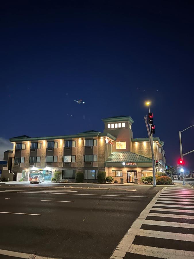 Hotel Aluxor Sfo, Sapphire Boutique Collection San Bruno Exteriör bild