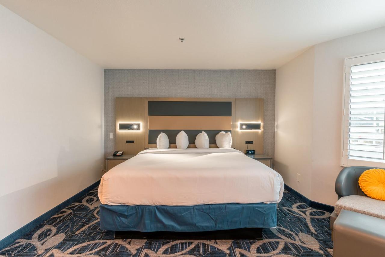Hotel Aluxor Sfo, Sapphire Boutique Collection San Bruno Exteriör bild