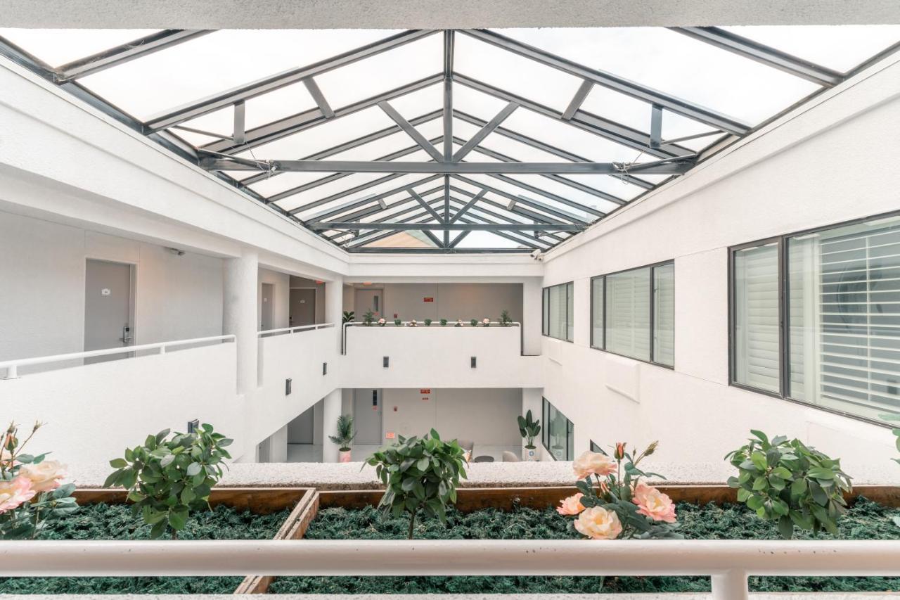 Hotel Aluxor Sfo, Sapphire Boutique Collection San Bruno Exteriör bild